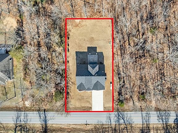 3rd image of 66 Perth Dr