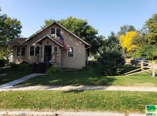 4445 Grant St, Sioux City, IA 51108