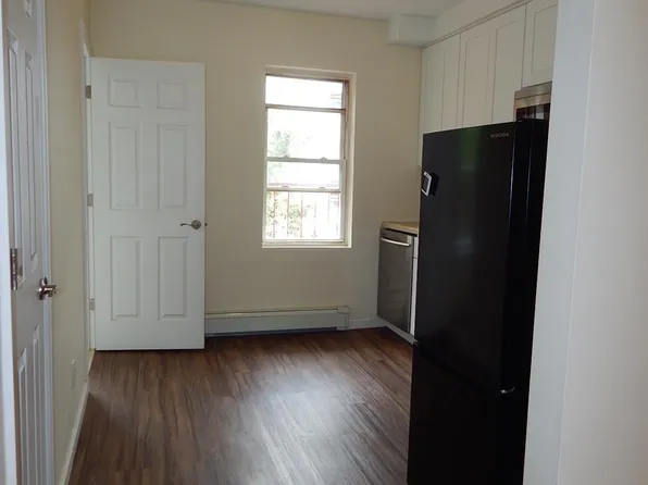 230 5th Street image 2 of 9