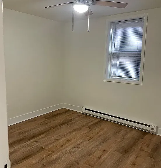 629 Olive Ln #1F — Photo 5