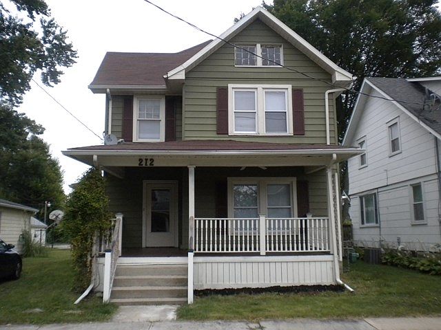1st image of 212 S Grand Ave