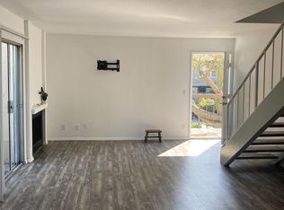 12861 Woodbridge St #2, Studio City, CA 91604