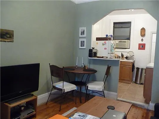 Rented by NextStopNY | media 23
