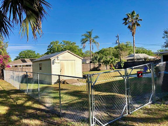 3rd image of 381 Nogales Ave NE