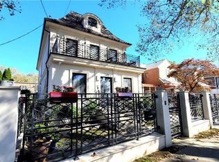 2635 E 28th St, Brooklyn, NY 11235