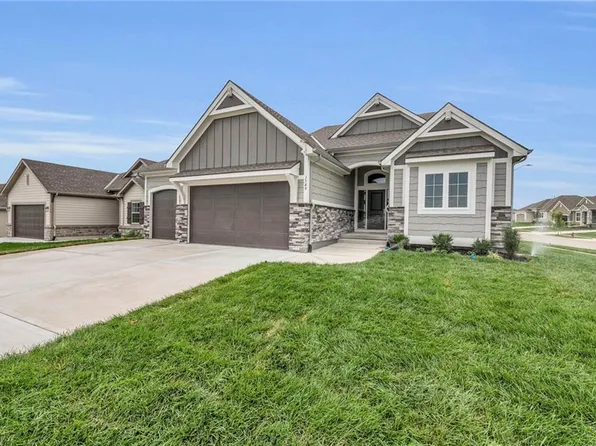 1749 NW 107th Ter, Kansas City, MO 64155