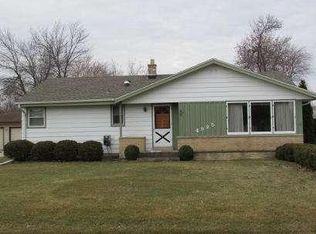 4925 W Cold Spring Rd, Greenfield, WI 53220