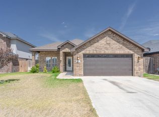 16 Cornwall Dr, Odessa, TX 79765
