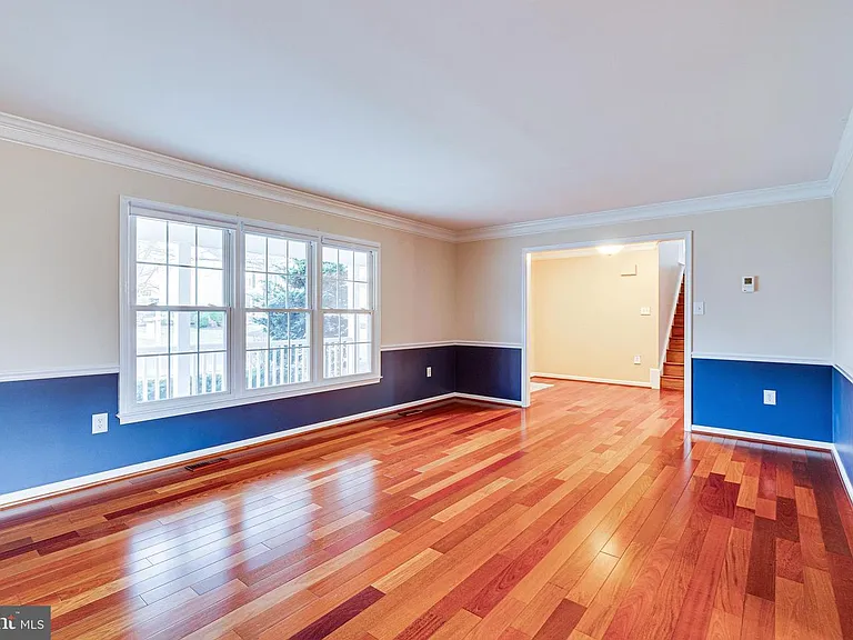 3022 Dower House Dr — Photo 10