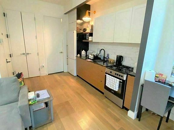 2nd image of 80 Winthrop St #3G