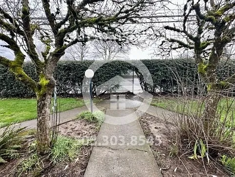 1535 NE Kane Dr — Photo 19