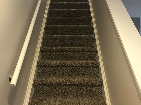 5th image of 537 Villa Dr
