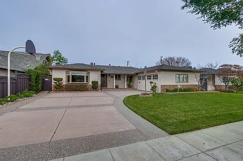 1593 Koch Ln Photo 1