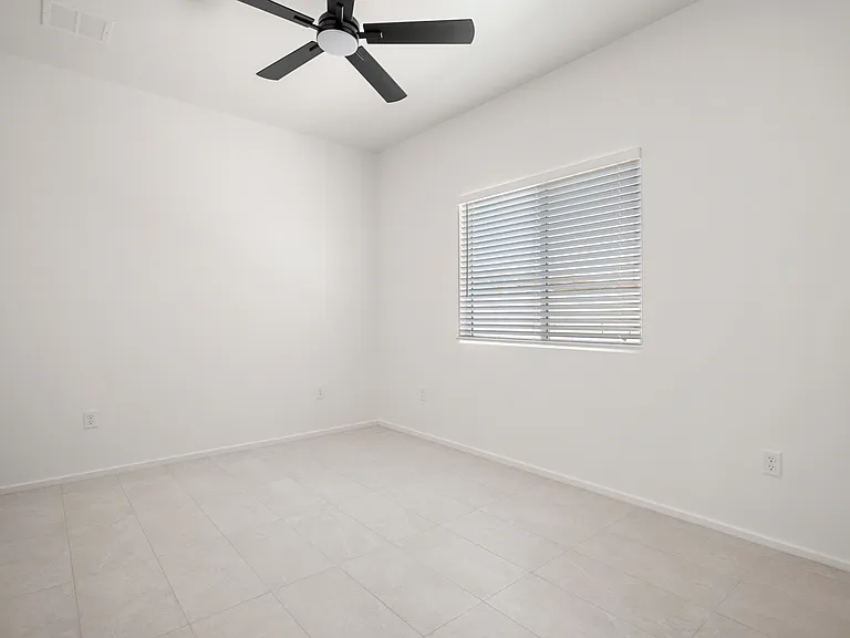 3217 N Mountain Ave — Photo 10