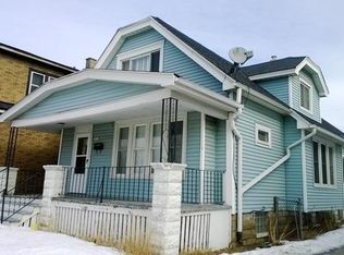 3012 S 10th St, Milwaukee, WI 53215