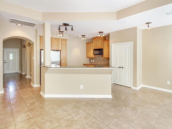 5th image of 17722 Briar Arbor