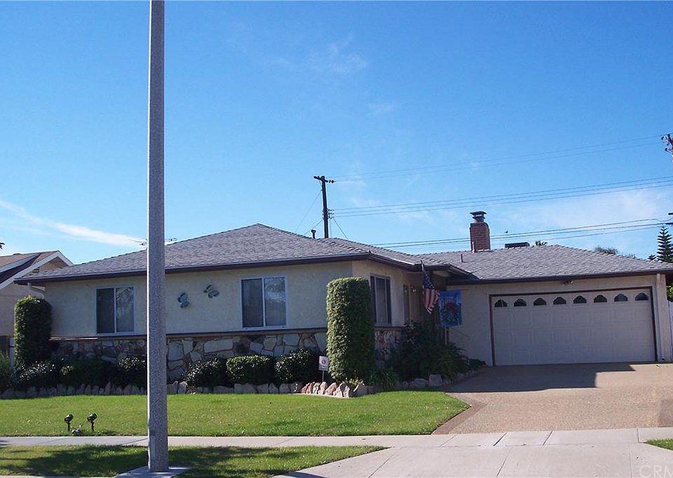 1st image of 12815 Burgess Ave