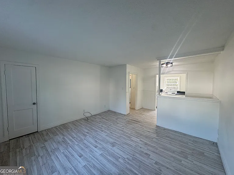 324 N Main St #2 — Photo 2