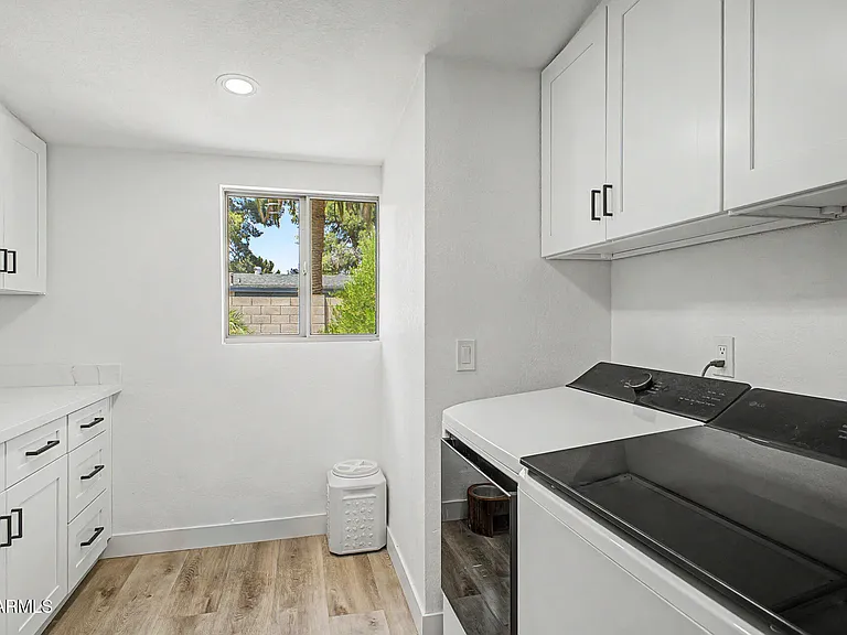 5140 E Poinsettia Dr — Photo 24