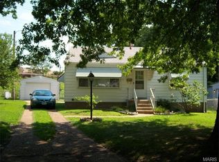 1946 Larch Dr, Saint Louis, MO