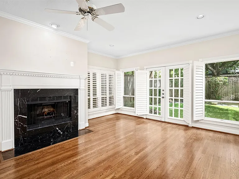 3127 Lafayette St — Photo 10