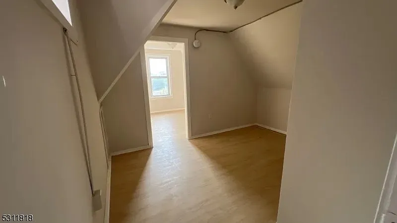 3 bed, 1500 sqft, $2,000 — Photo 3
