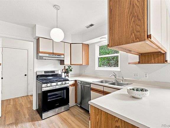 3rd image of 4117 W 111th Circle