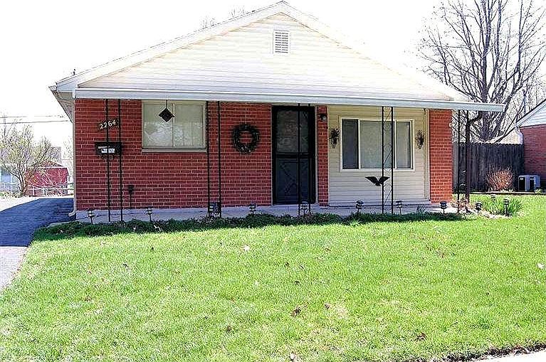 1st image of 2264 Russet Ave