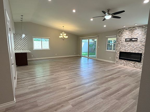 5th image of 6725 Rexburg Cir