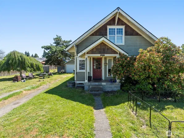 1208 W Pear Street, Centralia, WA 98531