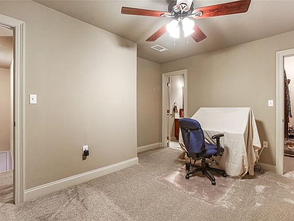 4th image of 324 Ormond Meadows Dr #C