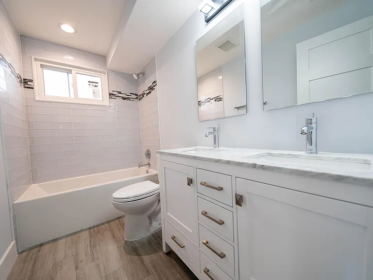 218 Seagate Ave #A — Photo 5