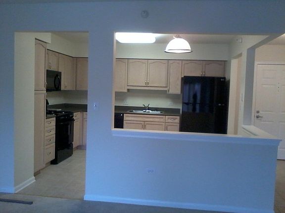 5th image of 430 Western Ave Floor 4