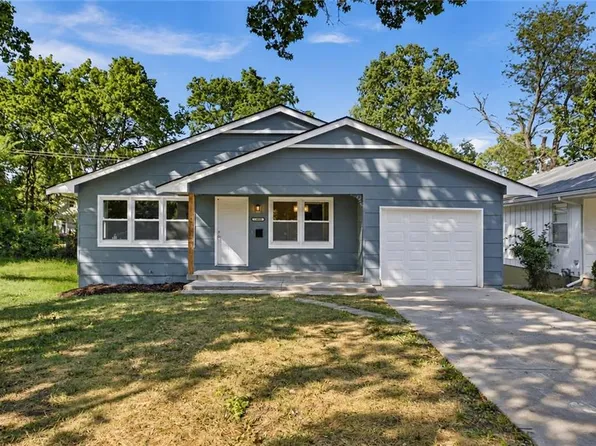 1704 E 79th St, Kansas City, MO 64131