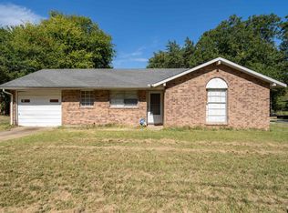 2320 Smuts Dr, Tyler, TX 75701