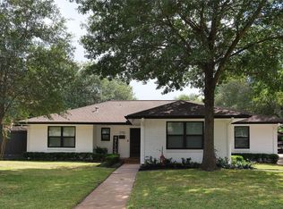 7713 Valley View Ln, Houston, TX 77074