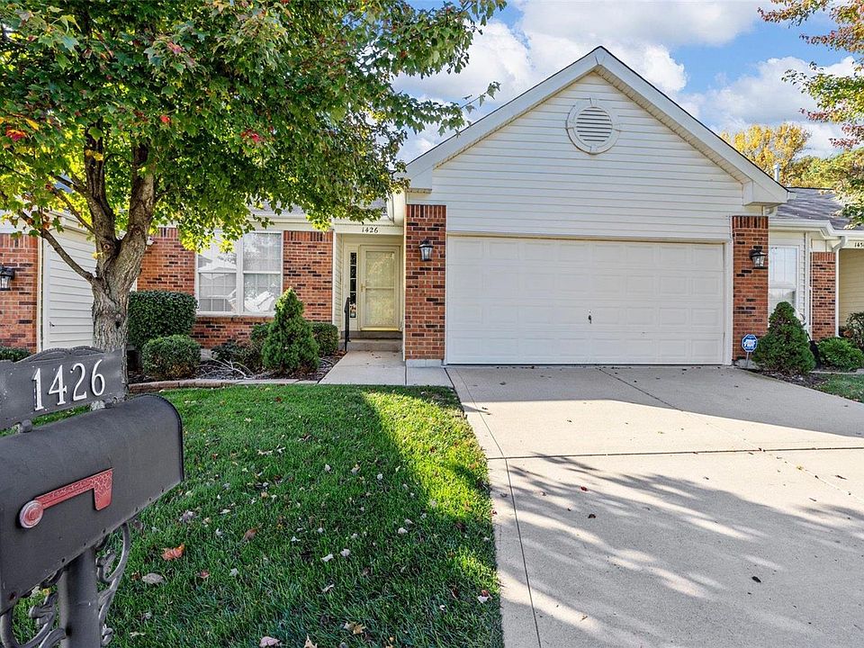 1426 Villas Estates Dr, Fenton, MO 63026 Zillow