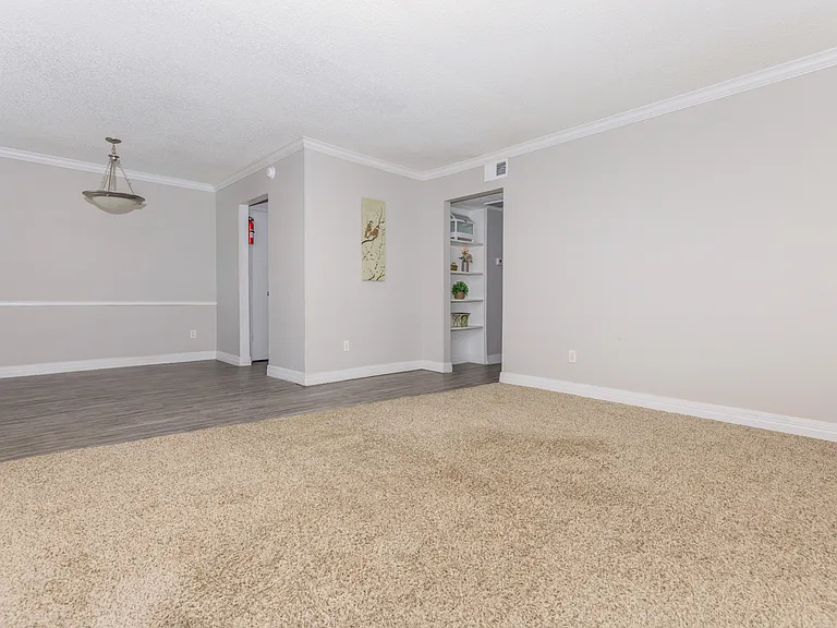 Villas At Braeburn — Photo 70
