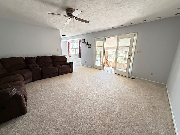 4th image of 1102 19th St