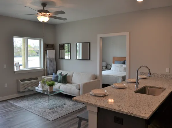 Perrywood Apartments, 3307 McKinley St #286ce62d8, Perry, IA 50220