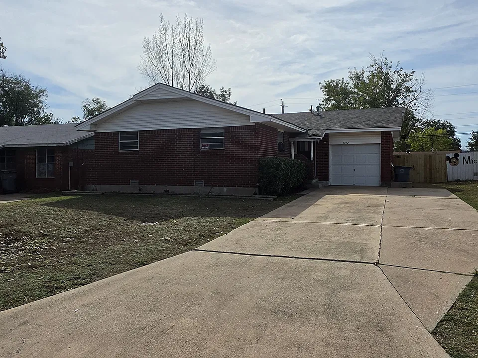5812 NW Elm Ave