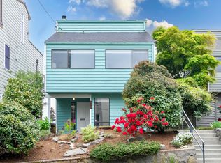 911 N 72nd St, Seattle, WA 98103