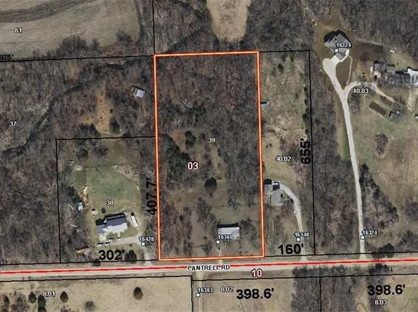 16360 Cantrell Rd, Bonner Springs, KS 66012