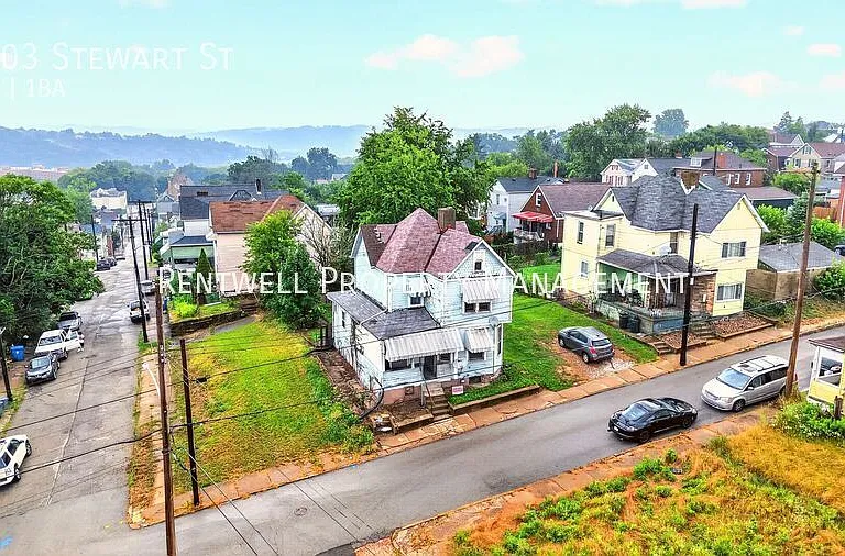 2503 Stewart St — Photo 30