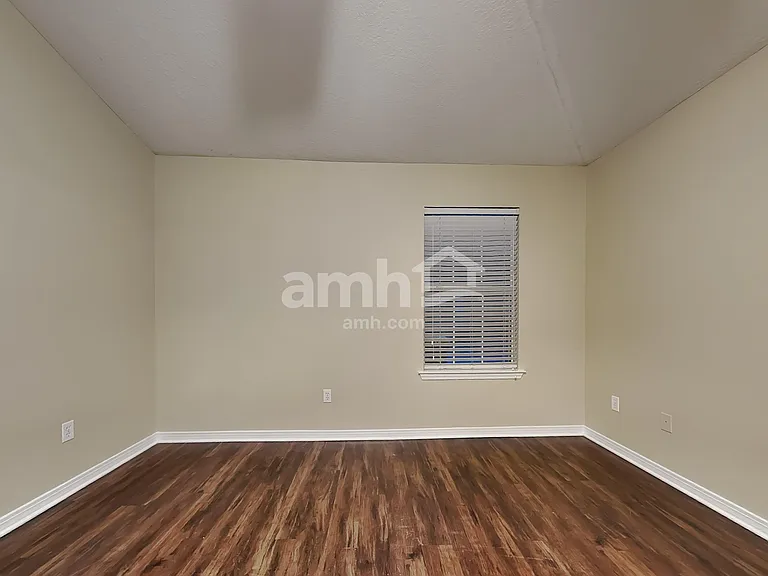 2186 Cherokee Cove Trl — Photo 9
