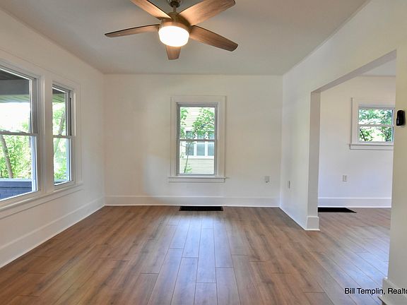 5th image of 1119 Watkins St SE