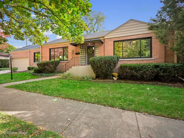 845 N Waiola Ave, La Grange Park, IL 60526