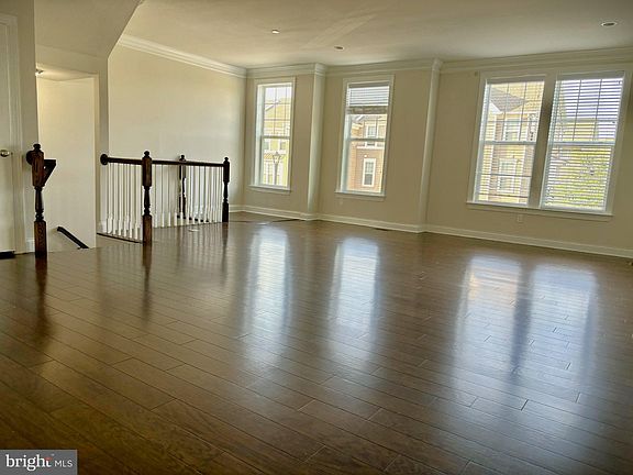 4th image of 65 Lila Ln