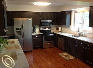 3rd image of 37890 Thames Dr