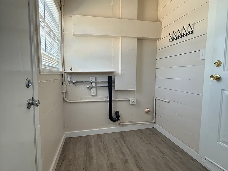 1013 E Garland Ave — Photo 7